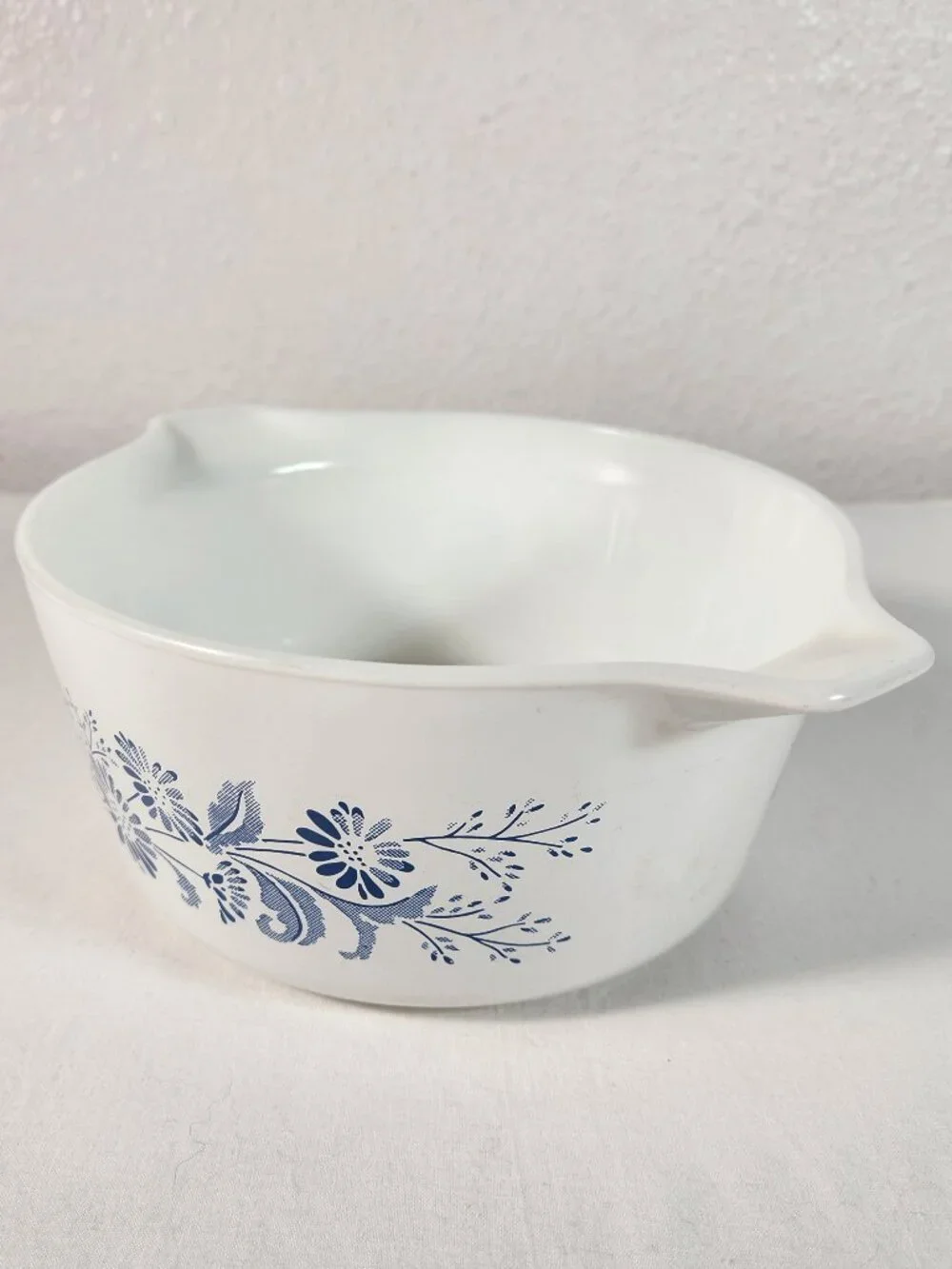VTG PYREX 474-B COLONIAL MIST 1.5L CORNING NY USA CASSEROLE BOWL WHITE BLUE VG+
